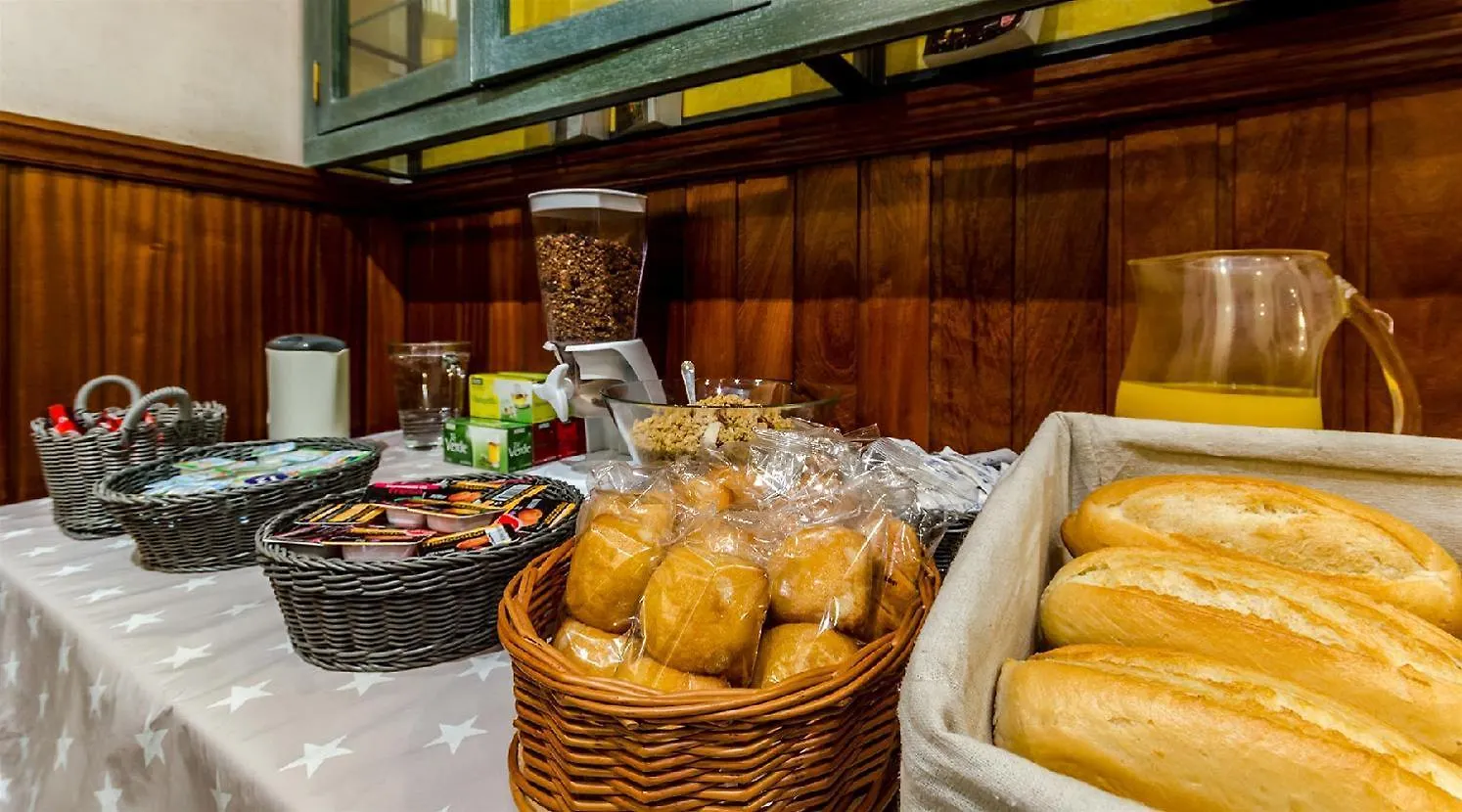 Hotel Baco Seville