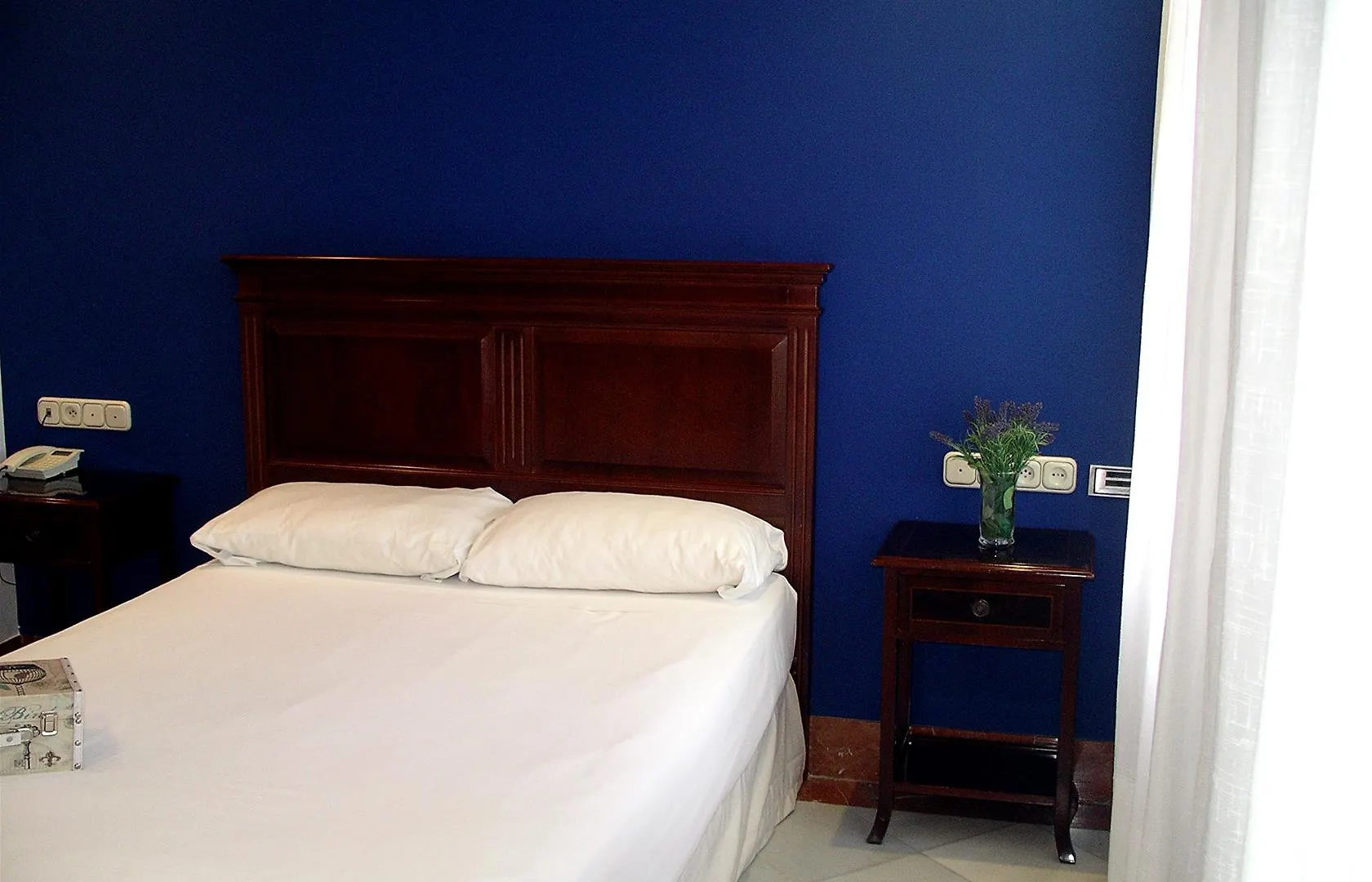 Hotel Baco Sevilla 2*,